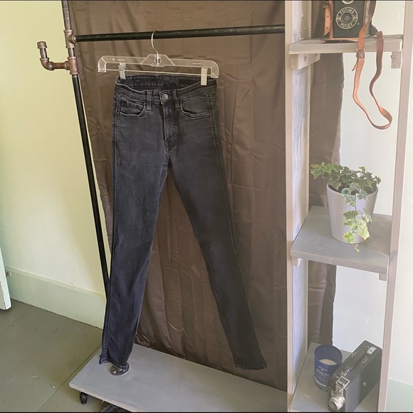 H&M Black Skinny Jeans. - Picture 2 of 5